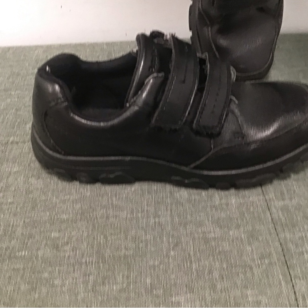 Black Leather Velcro Sneakers